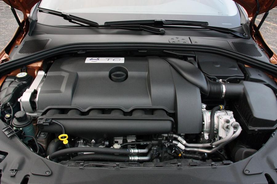  Volvo S60 2010 года  (фото 170 из 226)